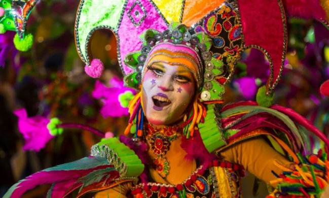 Rúa de Carnaval en Pineda 1