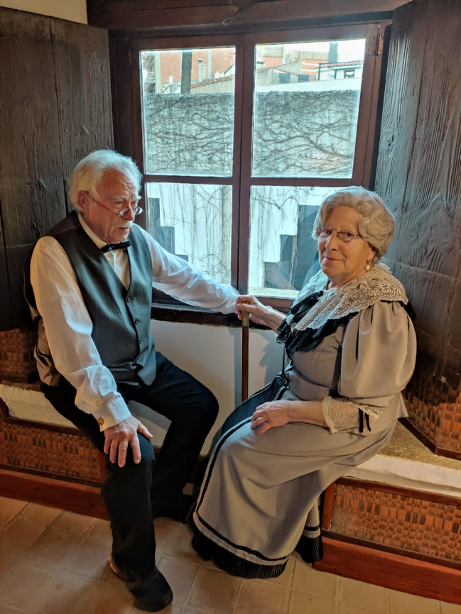 Maria y  Lluís nos reciben en su casa ens reben en su casa (Visita teatralizada) 1