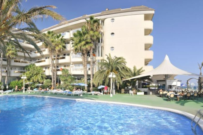 Caprici Beach Hotel & Spa 1