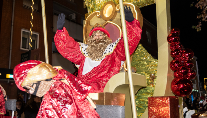 Cabalgada de SSMM los Reyes de Oriente en Calella