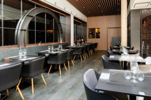 Restaurant Mot by Vila Arenys Hotel