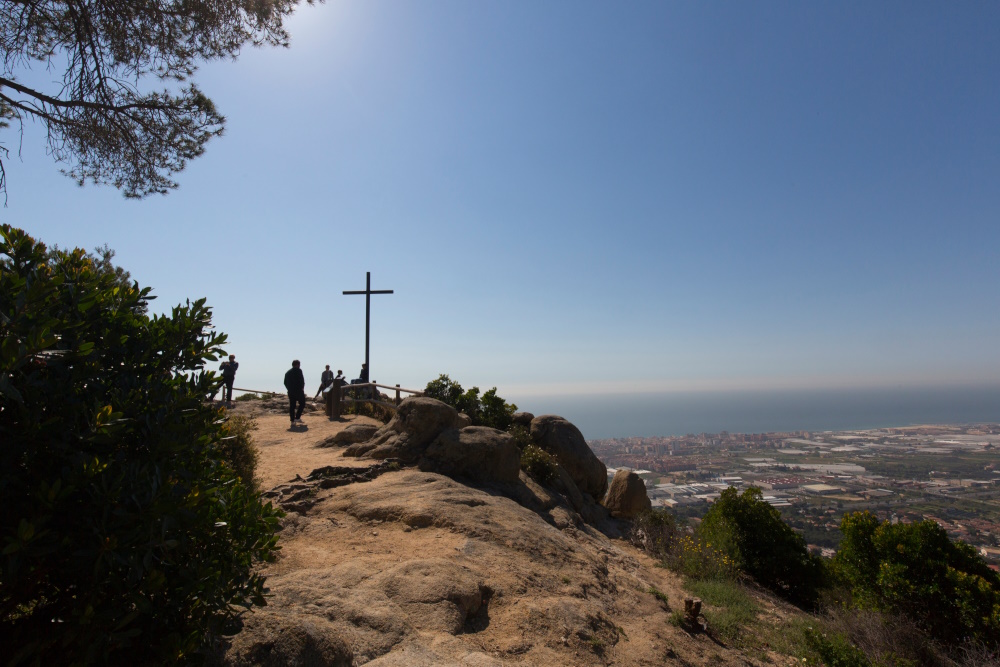 La creu de Montcabrer, Cabrils